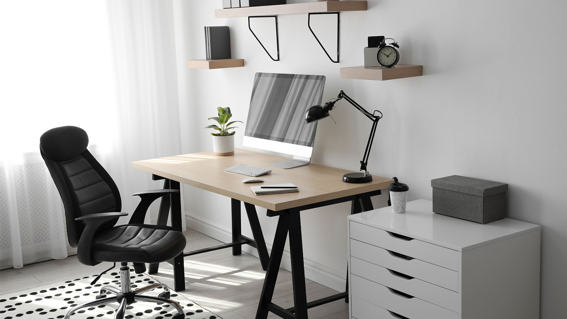 Photo d'un bureau aménagé